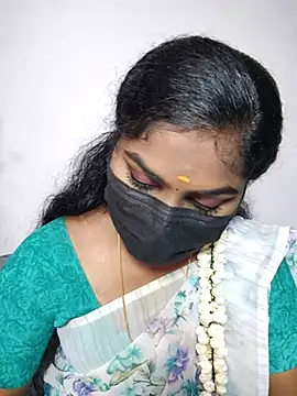 Snapshot of Tamil_Princess12 chatting on 06-23-26, 07:06 Tamil Princess12 online show from 06-23-26, 07:06