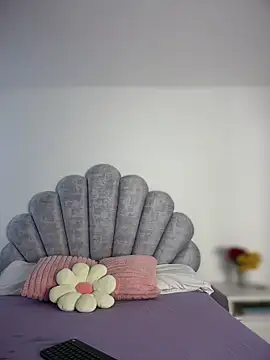 emma-conti2 online show from 10-27-25, 03:02