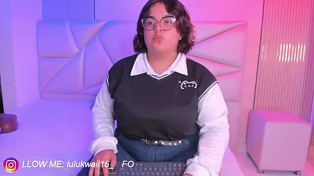 lulukawai16 online show from 04-22-26, 07:09