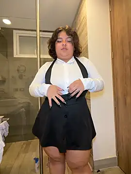lulukawai16 online show from 04-30-26, 12:39