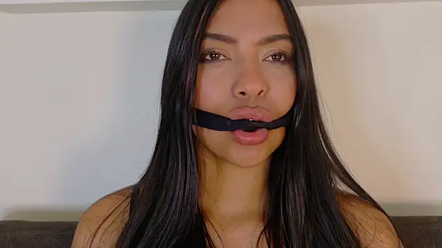 RiriiBrunette   online show from 04-30-26, 08:57