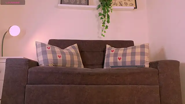 RiriiBrunette   online show from 03-31-26, 07:38