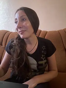 Snapshot of HellaryTourent chatting on 09-09-25, 02:26 HellaryTourent online show from 09-09-25, 02:26