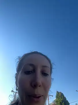 Snapshot of HellaryTourent chatting on 09-10-25, 12:37 HellaryTourent online show from 09-10-25, 12:37