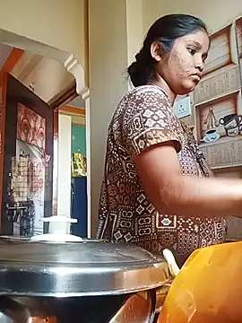 NISHU-TELUGU online show from 04-08-26, 04:58