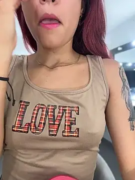amber sparkle online show from 07-16-26, 12:35