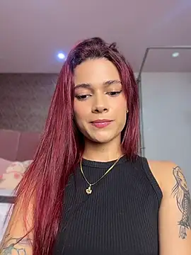 Snapshot of amber_sparkle chatting on 05-18-26, 02:11 amber sparkle online show from 05-18-26, 02:11