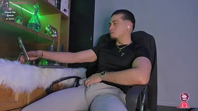 Gael williams1 online show from 11-03-25, 08:23