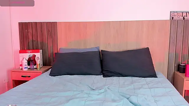 Abby-Torres online show from 11-29-25, 03:39