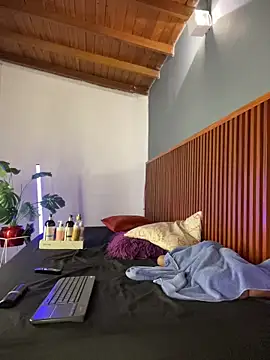 MarilynSmith01 online show from 04-12-26, 08:34