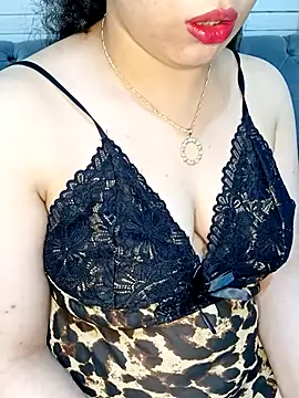 Queen-15 online show from 11-22-25, 06:12