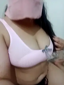 Queen-15 online show from 10-28-25, 11:58