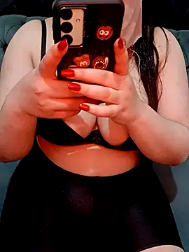 Queen-15 online show from 04-05-26, 09:32