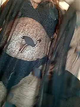 Snapshot of Queen-15 chatting on 02-01-26, 12:20 Queen-15 online show from 02-01-26, 12:20