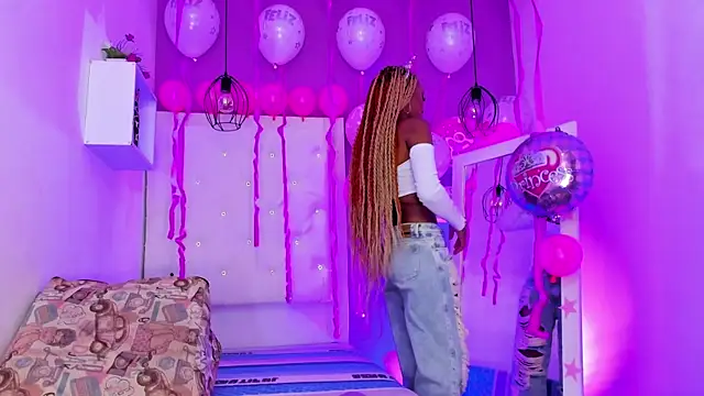 Horny ebonys online show from 02-21-26, 08:44