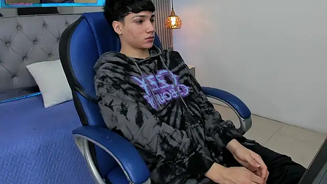 SamBlack  online show from 04-26-26, 12:35