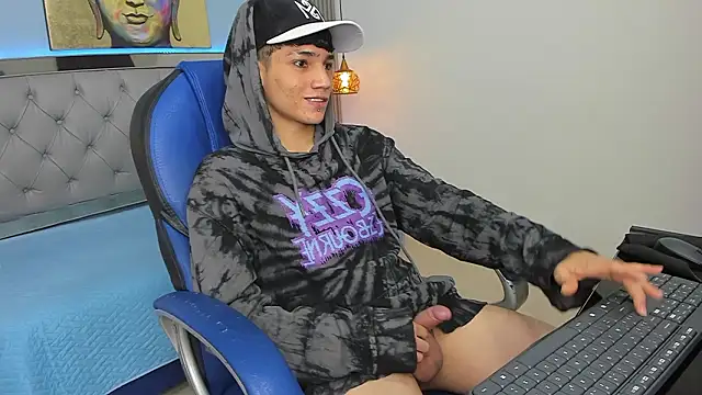 SamBlack  online show from 03-07-26, 12:43