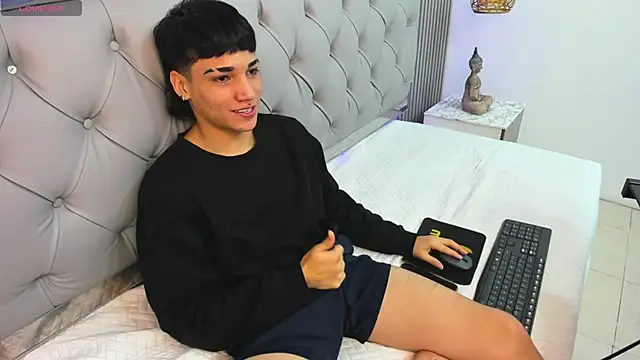 SamBlack  online show from 09-21-25, 02:00