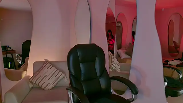 AgathaKondo  online show from 02-10-26, 08:52