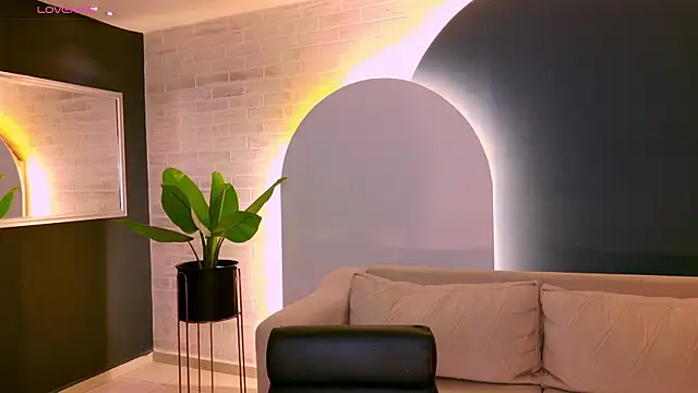 AgathaKondo  online show from 11-03-25, 08:23