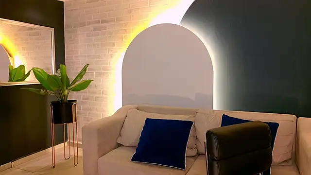 AgathaKondo  online show from 11-14-25, 08:56