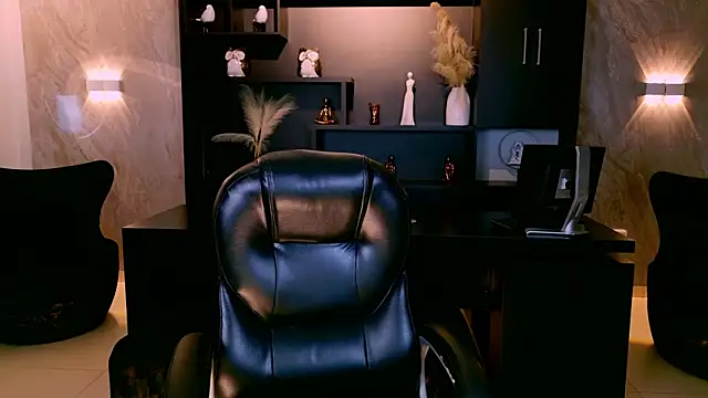 Snapshot of AgathaKondo_ chatting on 06-23-26, 11:14 AgathaKondo online show from 06-23-26, 11:14