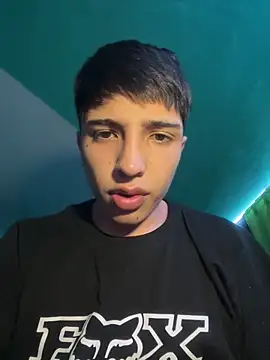 Snapshot of pabonsito chatting on 09-26-25, 02:18 pabonsito online show from 09-26-25, 02:18