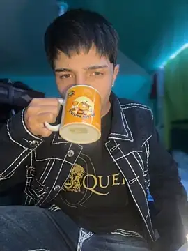 Snapshot of pabonsito chatting on 10-01-25, 02:38 pabonsito online show from 10-01-25, 02:38