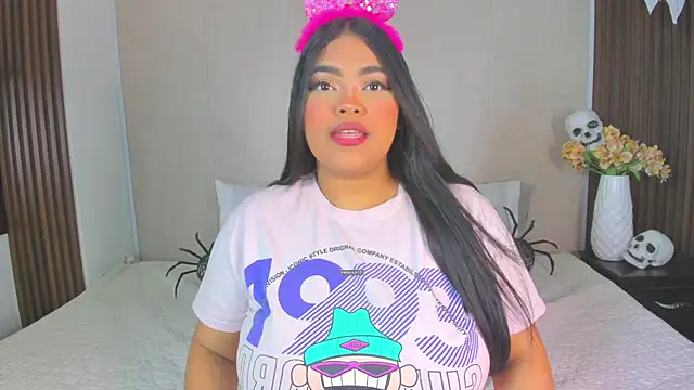 RileyDolly online show from 10-27-25, 02:56