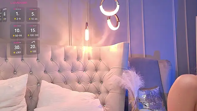 Snapshot of OllieBell chatting on 10-03-25, 03:41 OllieBell online show from 10-03-25, 03:41