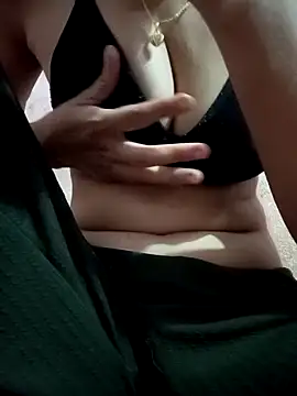 suneeta77 online show from 09-13-25, 06:46