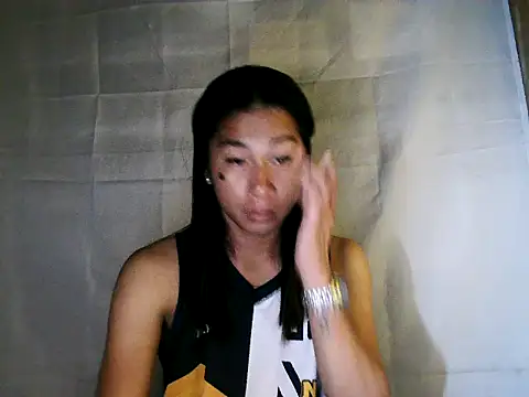 Snapshot of Asian_PrettyAle chatting on 01-17-26, 02:31 Asian PrettyAle online show from 01-17-26, 02:31