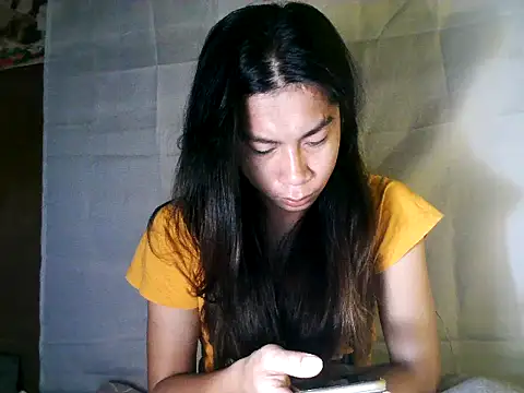 Asian PrettyAle online show from 12-22-25, 12:22