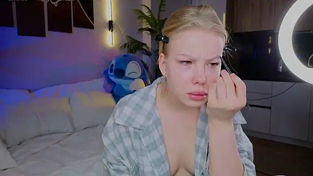 emilyshepar d online show from 04-23-26, 02:29