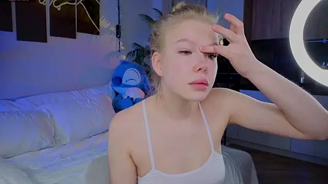 emilyshepar d online show from 04-17-26, 01:52