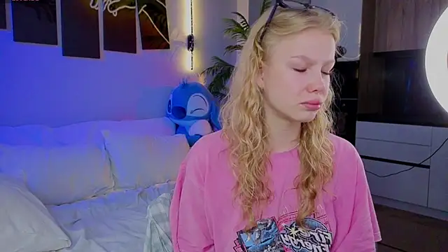 emilyshepar d online show from 04-24-26, 02:02