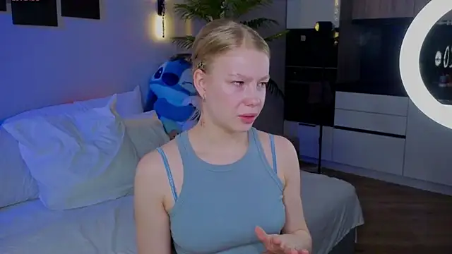 emilyshepar d online show from 05-06-26, 02:15