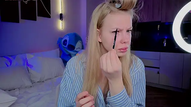 emilyshepar d online show from 04-07-26, 01:40