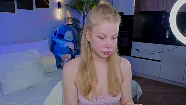emilyshepar d online show from 05-05-26, 01:30