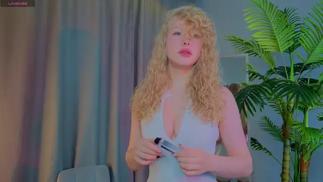 emilyshepar d online show from 11-13-25, 02:26