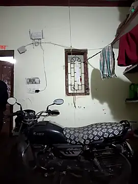 RAYI Queen 4 online show from 01-10-26, 03:18