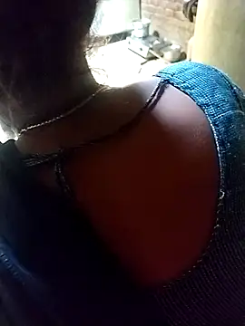 RAYI Queen 4 online show from 10-29-25, 05:50