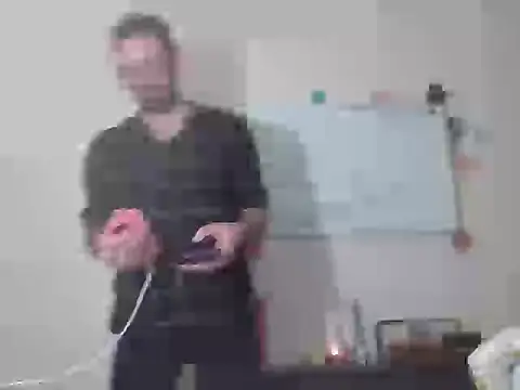 Snapshot of MartyTheSmarty chatting on 12-19-25, 09:55 MartyTheSmarty online show from 12-19-25, 09:55