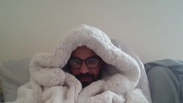 Snapshot of MartyTheSmarty chatting on 11-27-25, 04:40 MartyTheSmarty online show from 11-27-25, 04:40