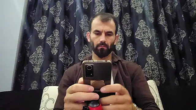 Apooabe online show from 10-27-25, 12:00