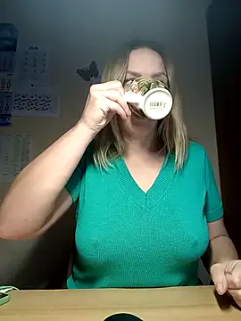 Ami Foxy online show from 01-07-26, 07:46