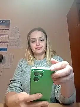 Ami Foxy online show from 11-06-25, 08:18