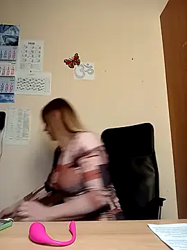 Ami Foxy online show from 05-07-26, 05:44