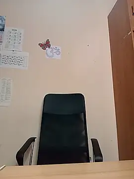 Ami Foxy online show from 06-18-26, 08:24