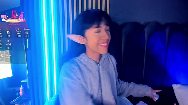 Gina 77 online show from 10-17-25, 01:13